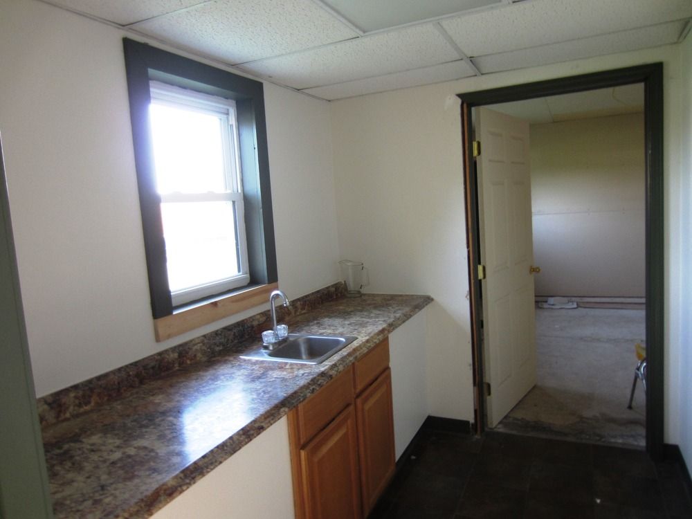5135 S Campbell Ave, Springfield, MO 65810